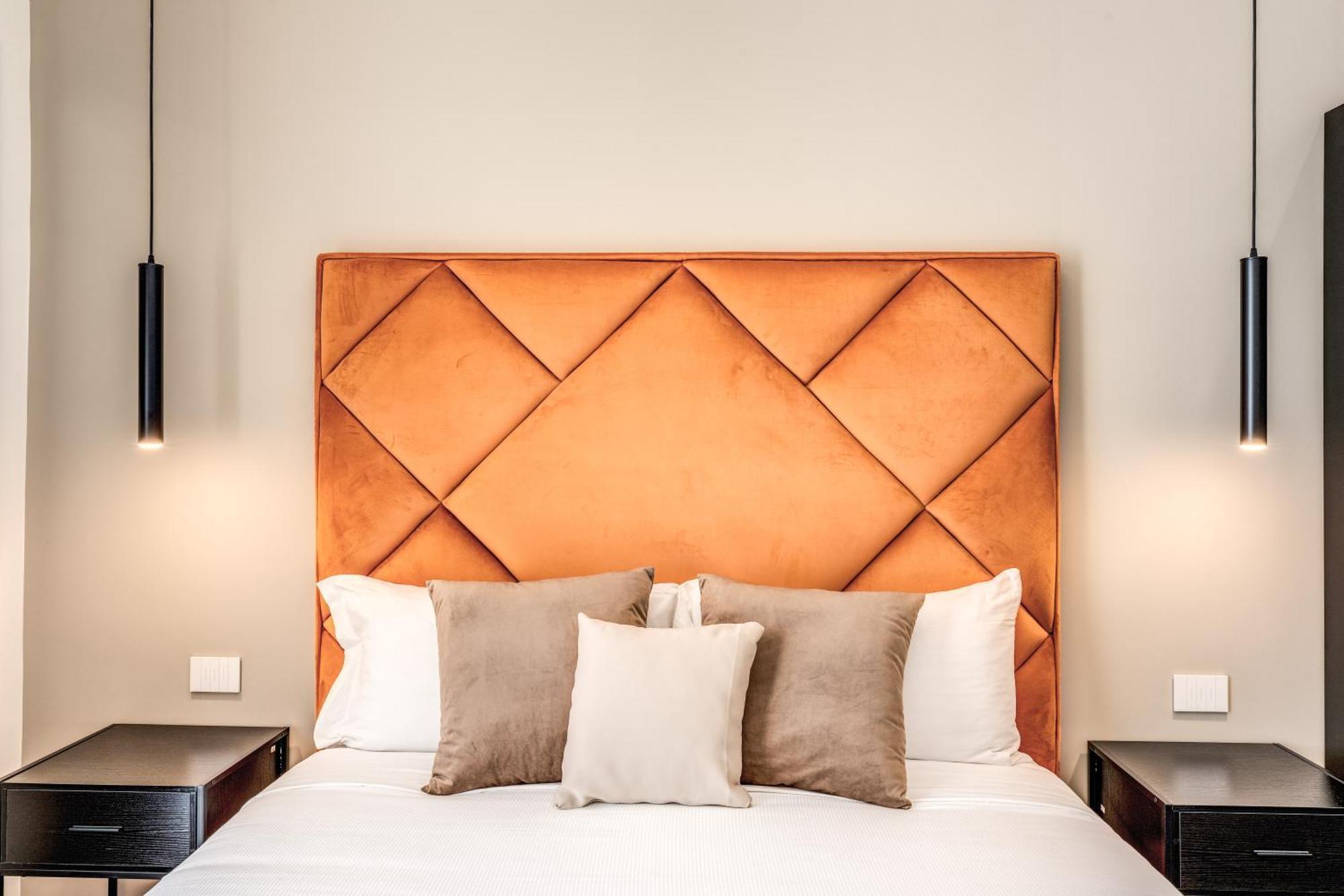 Atarooms Suites Napoli ภายนอก รูปภาพ