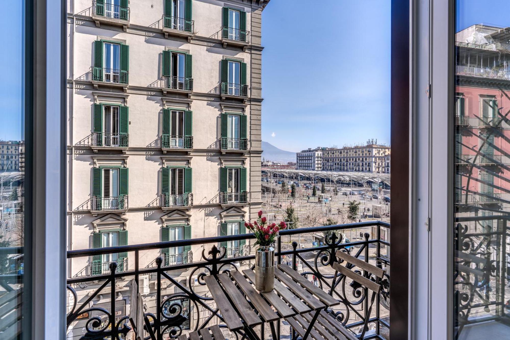 Atarooms Suites Napoli ภายนอก รูปภาพ